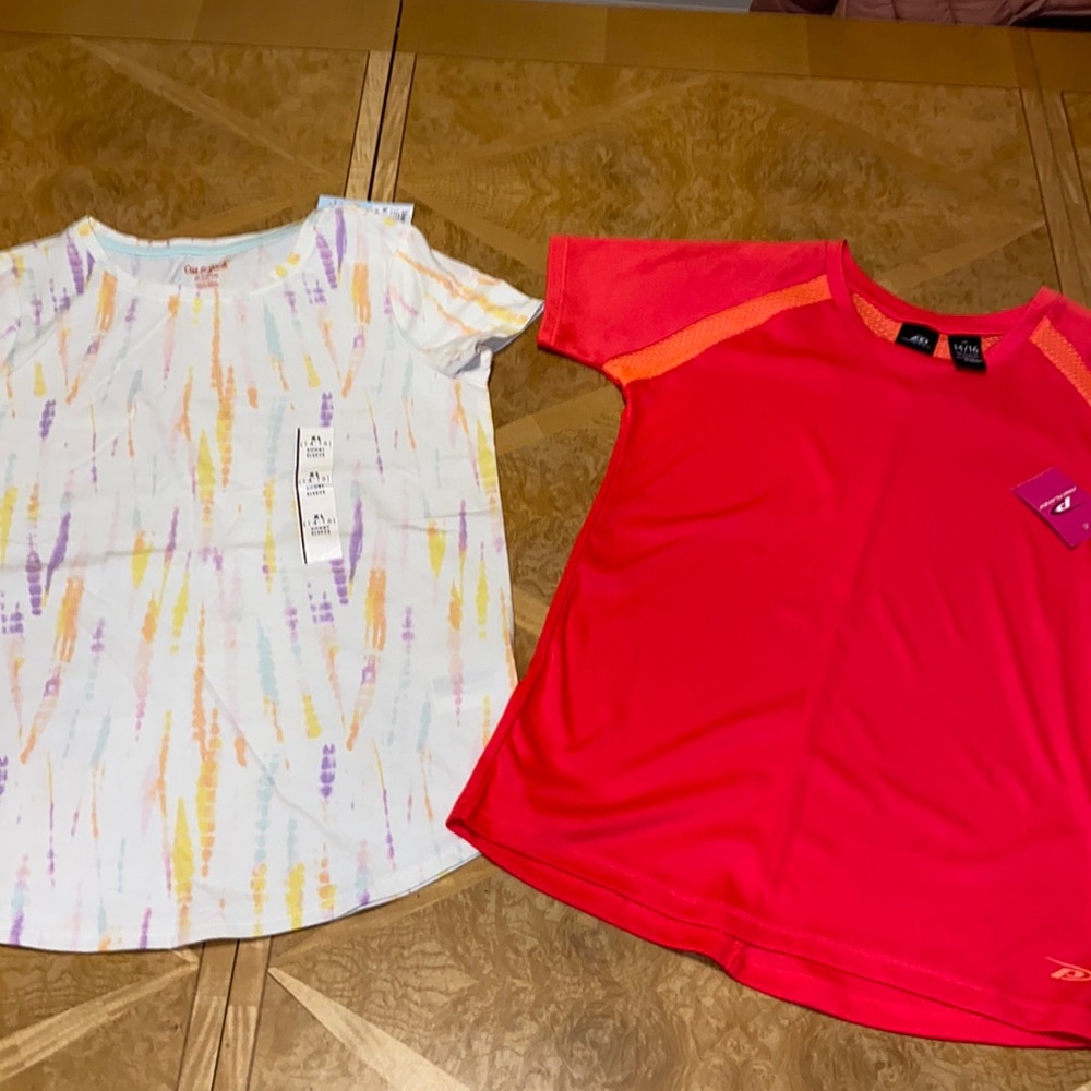 NWT!!Bundle of 2 Short sleeve girls tees size 14/16 Cat & Jack / Pro Pla…